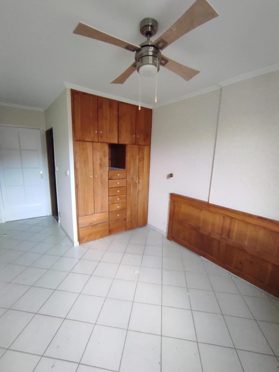 90-chambre_2-3829176717532386916jpg