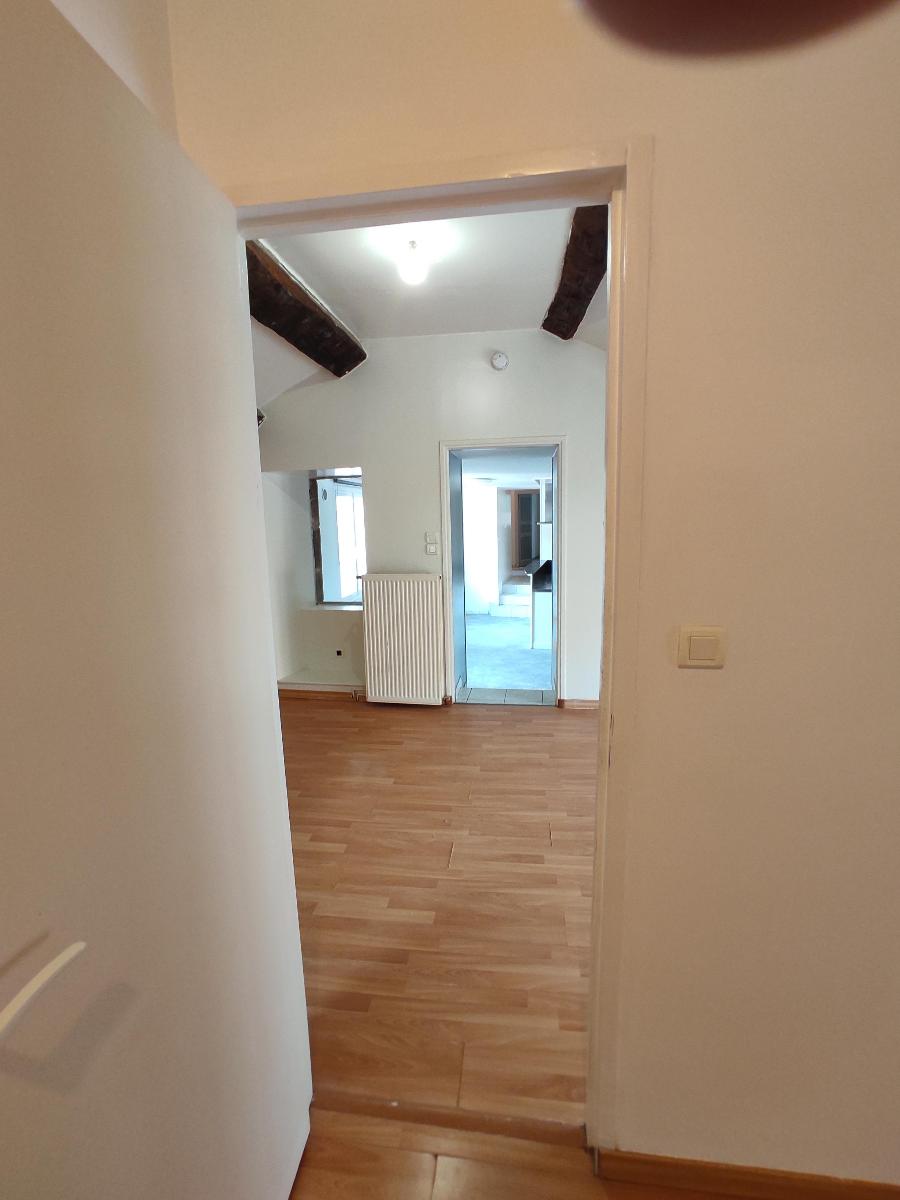 Chambre_4_-_salon_-_SaM-5707211566483513021jpg